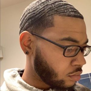 Meet your Posher, Jonandru